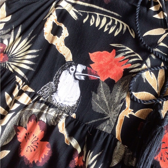 Kaktus rayon floral w/ toucan sundress - Picture 7 of 7